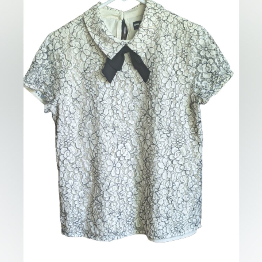 GUC Karl Lagerfeld lace white with black crotcheted throughout collared keyhole